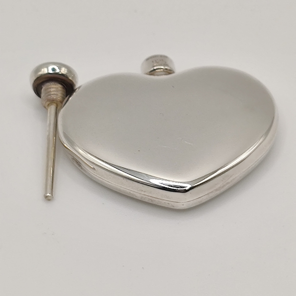 TIFFANY & CO 9.25 SILVER HEART SHAPED PERFUME DAUBER ...VINTAGE